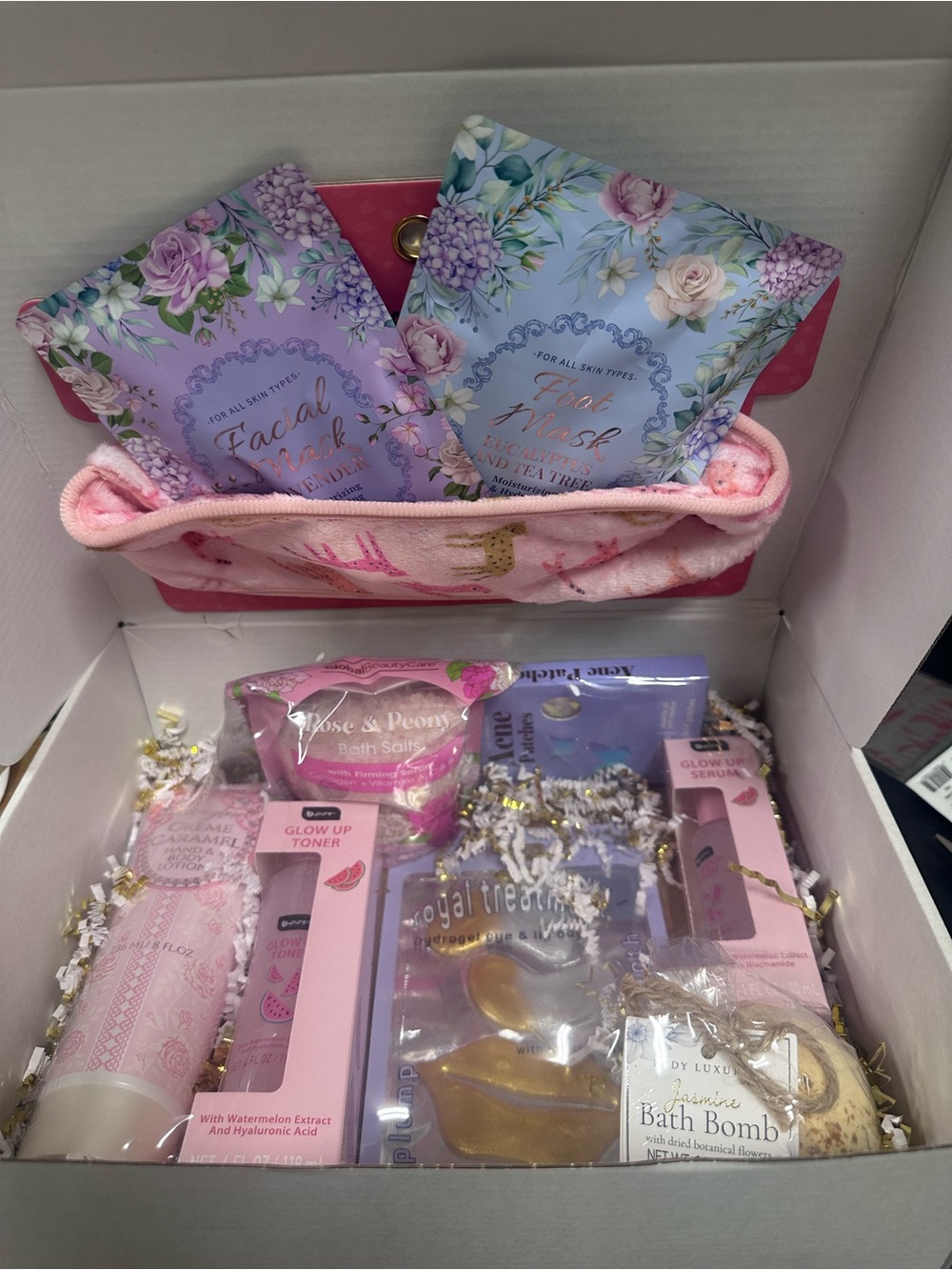 Homemade Gift Basket, Made with Love Bath Bomb, soak salt, lotion & masks, skin